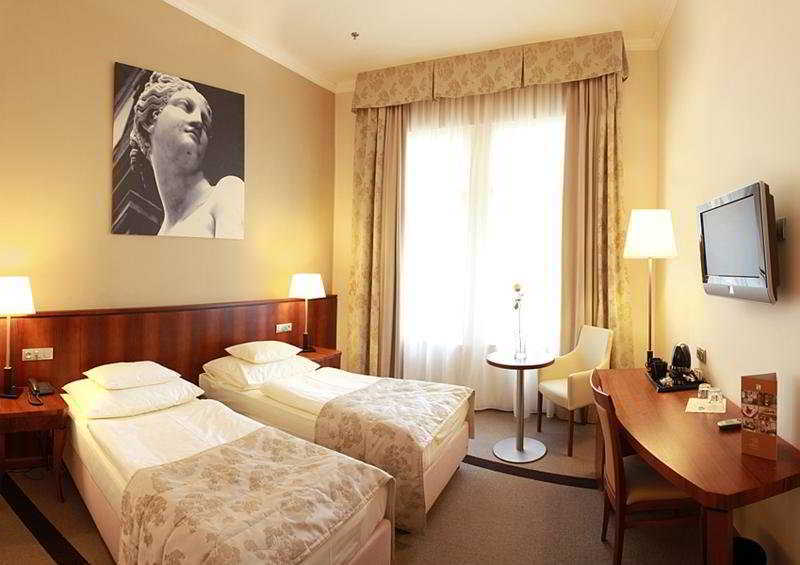 Hotel Maestro By Adrez Praha Rom bilde